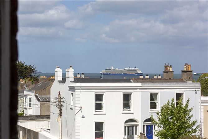 Photo 21 of 37 — 1 Breffni Terrace, Sandycove, Co. Dublin