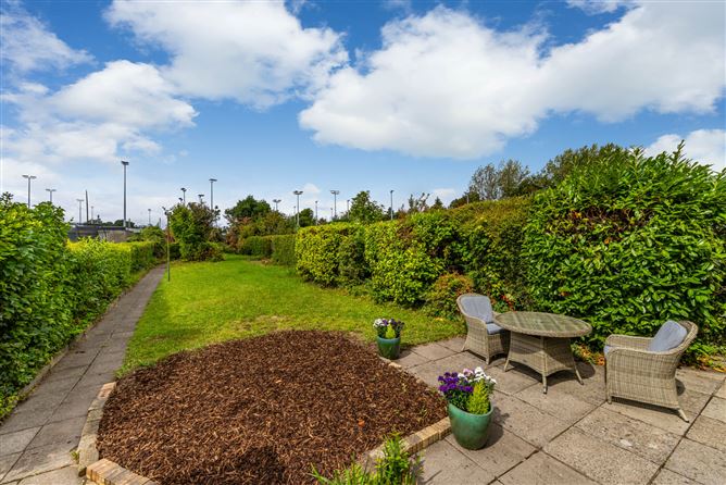 Photo 13 of 27 — 18 Oulton Road, Clontarf, Dublin 3