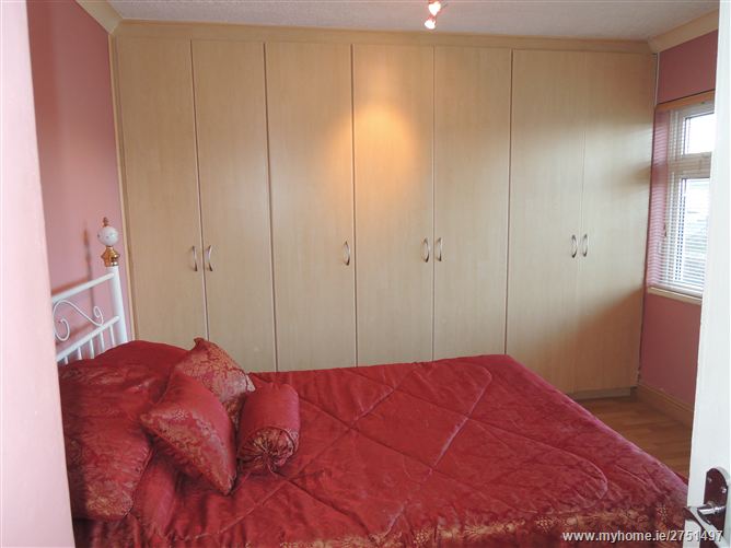 27, Seskin View Road, Tallaght,   Dublin 24