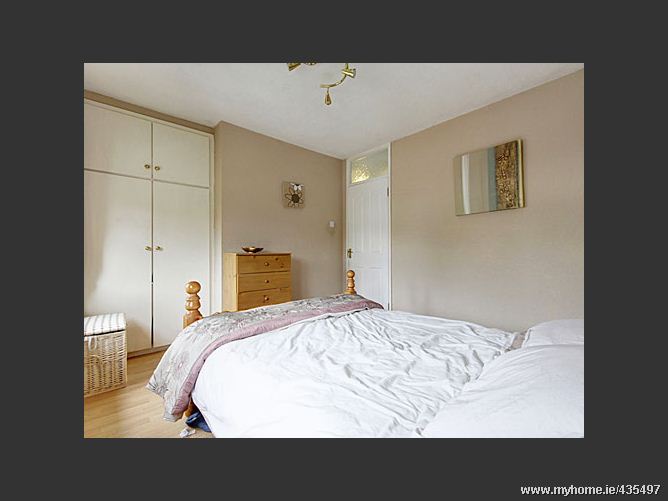 141 St. Johns Crescent, Clondalkin, Dublin 22