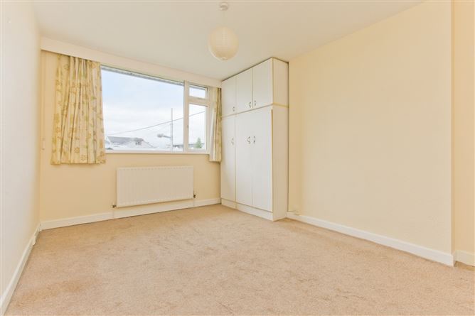 10 Greenmount Lawns, Terenure, Dublin 6