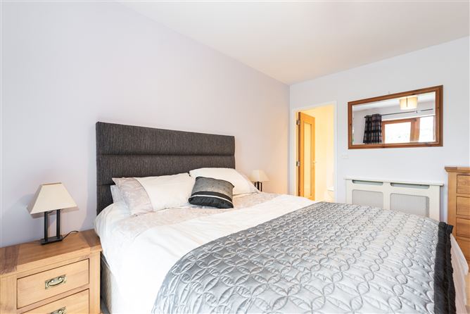 10 Ticknock Way, Sandyford, Dublin 18