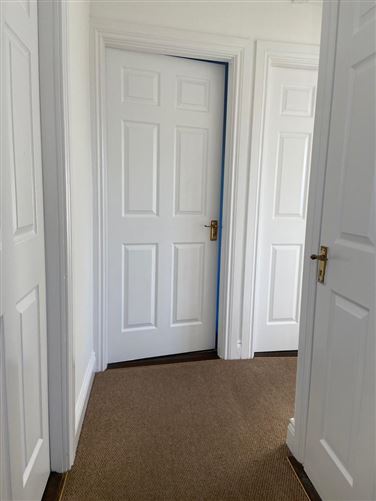 2A Lawn Park, Castlebar, Mayo