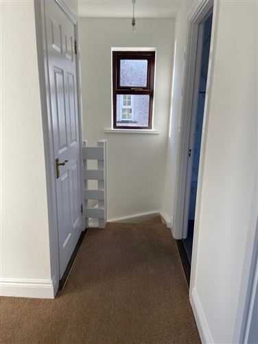 2A Lawn Park, Castlebar, Mayo