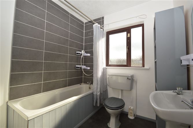 57 Delford Drive, Rochestown, Cork
