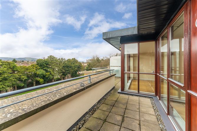 326 Mother Teresa House, Loretto Abbey, Rathfarnham, Dublin 14