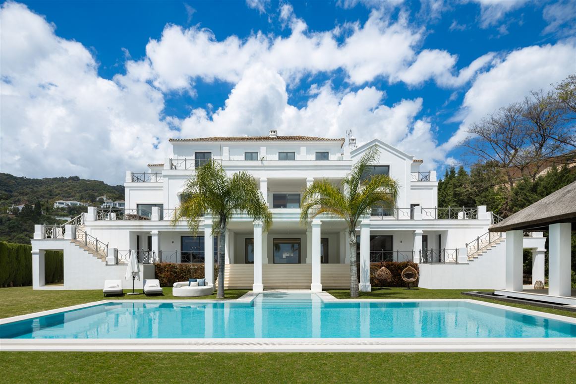 {name:Malaga, codeiso:MA}, Benahavis, El Madroñal, Spain - COSTA-01044P