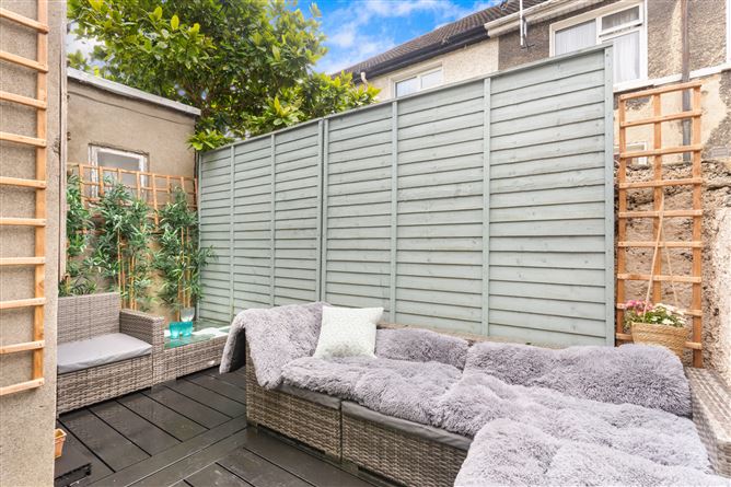6 Meathville Terrace, Long Lane, Dublin 8