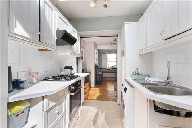 6 Meathville Terrace, Long Lane, Dublin 8