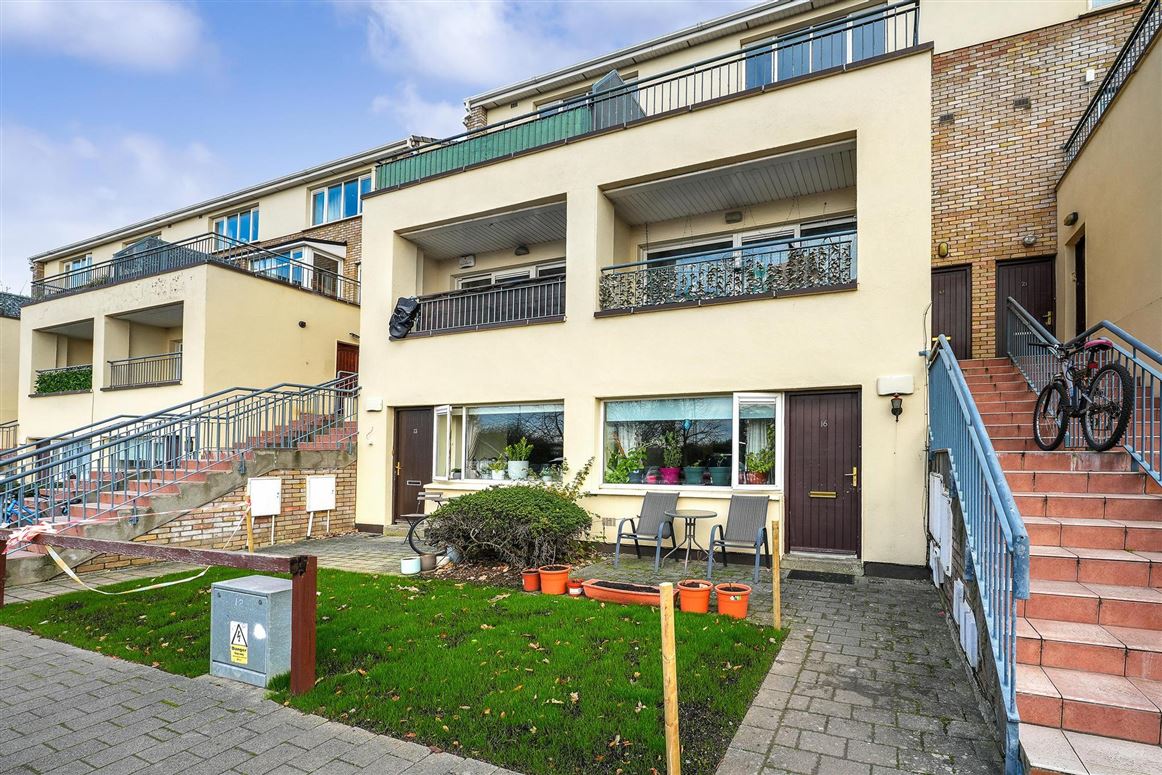 16 Waterville Row, Blanchardstown, Dublin 15, D15 W443