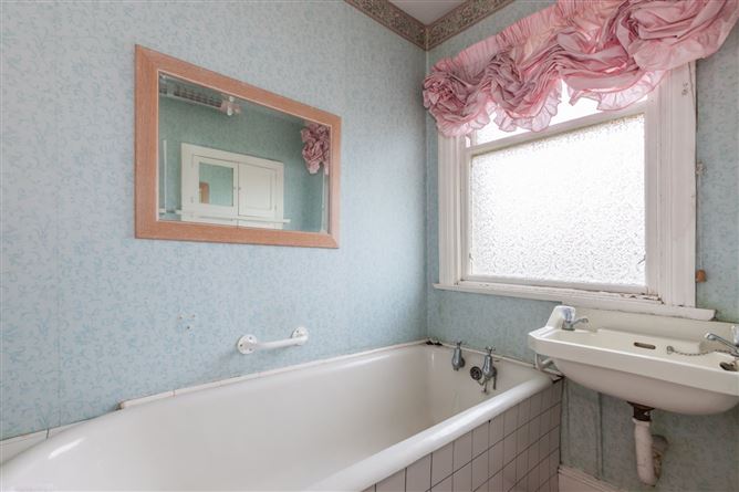 11 Iveragh Road, Whitehall, Dublin 9