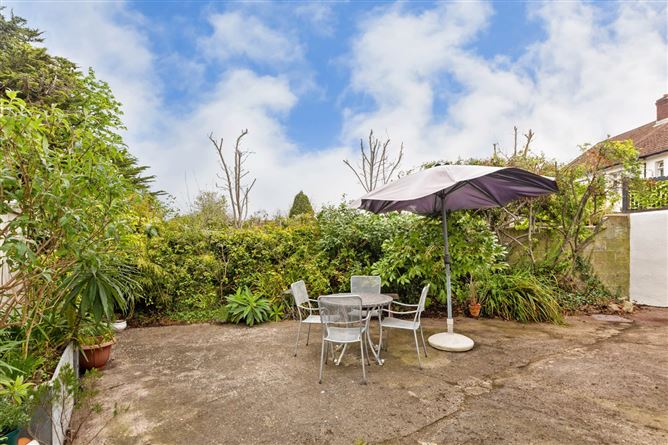 4 Priory Grove, Blackrock, Co. Dublin