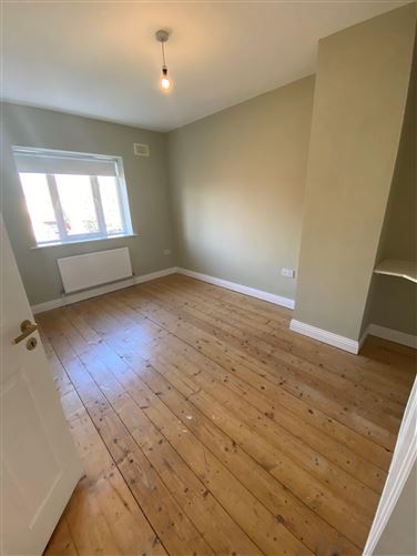 26 woodstown parade, Knocklyon, Dublin 16