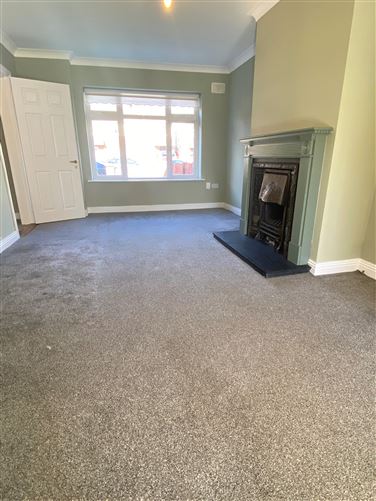 26 woodstown parade, Knocklyon, Dublin 16
