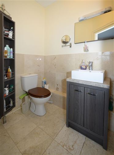 44 Castlegrange Park, Castaheany, Clonee, Dublin