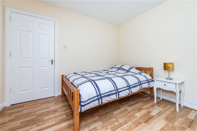 Apt 3, Block 7, College Farm Street, Newbridge, Kildare