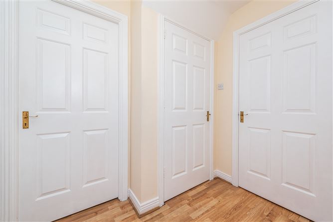 Apt 3, Block 7, College Farm Street, Newbridge, Kildare