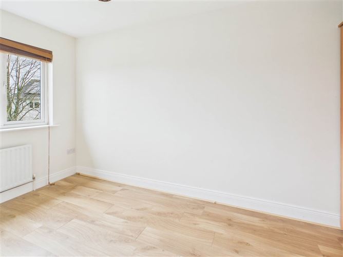 37 Sli Bhearu, Cois Bhearu, Athy, County Kildare