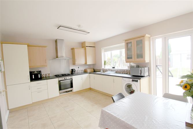 8 Chancery Park Grove, Tullamore, Offaly