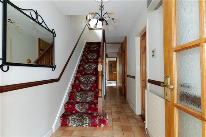 11 Whitestrand Road, Salthill, Galway, County Galway