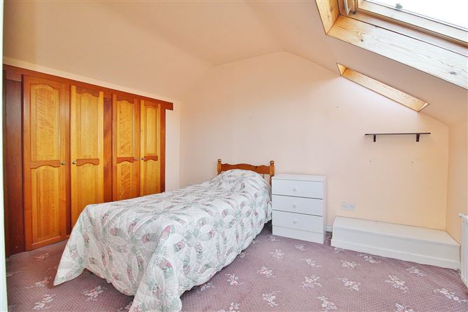 13B Kincora Court, Clontarf, Dublin 3.