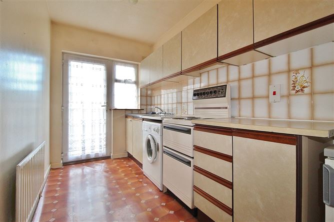 13B Kincora Court, Clontarf, Dublin 3.