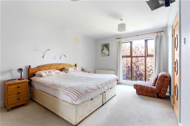21 Ardlui Park, Blackrock, Co. Dublin