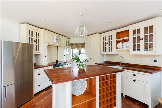24 Ferncarrig Court, Sandyford, Dublin 18
