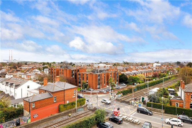Apartment, 22 Clyde House, Ballsbridge Court, Serpentine Avenue, Dublin 4
