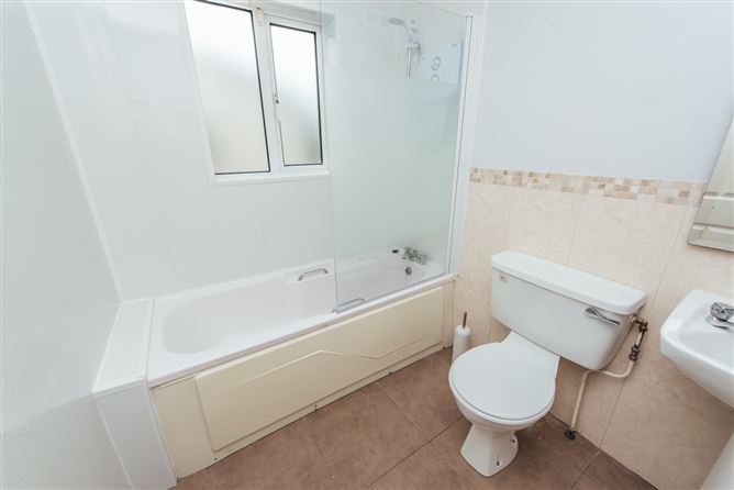 33 North Glebe , Kildare Town, Kildare