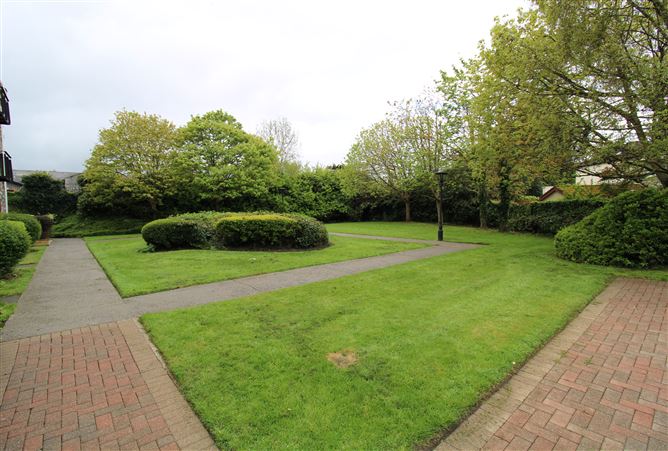 33 The Mills, Old Navan Road, Castleknock, Dublin 15
