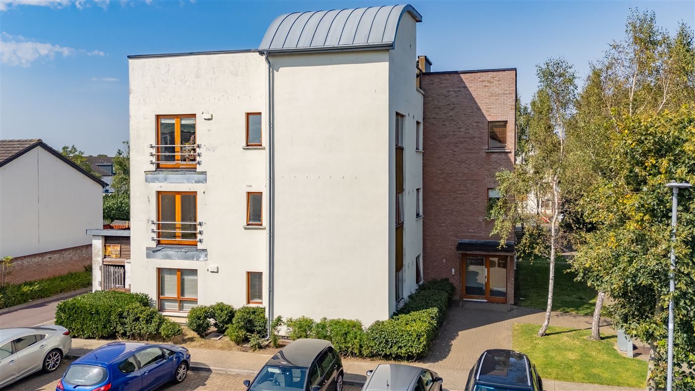 27 Hunters Walk, Ballycullen, Dublin 24