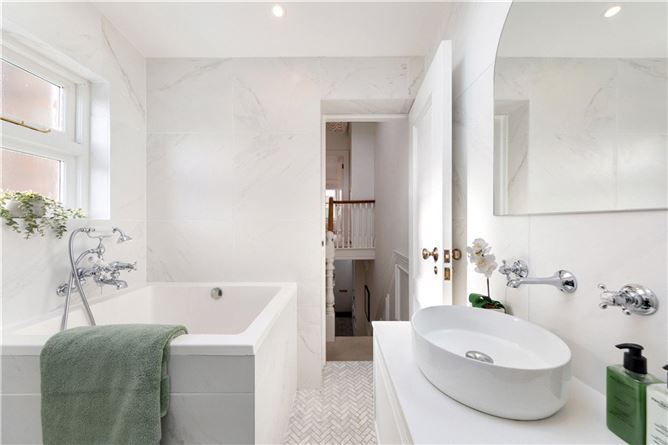 27 Elmwood Avenue Upper, Dublin 6