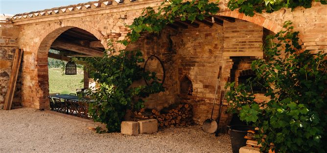 Tuscan Hills Retreat,Trequanda,Tuscany,Italy