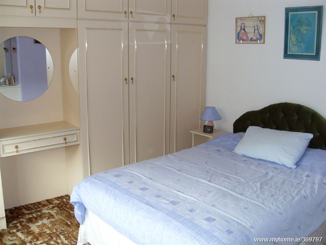 27 Woodview, Pinecroft, Grange, Douglas, Co. Cork ERA Downey McCarthy