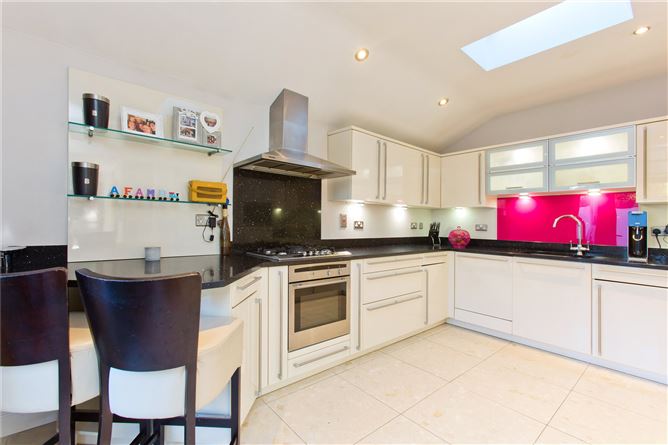 1 Berkeley Mews, Lansdowne Lane, Ballsbridge, Dublin 4