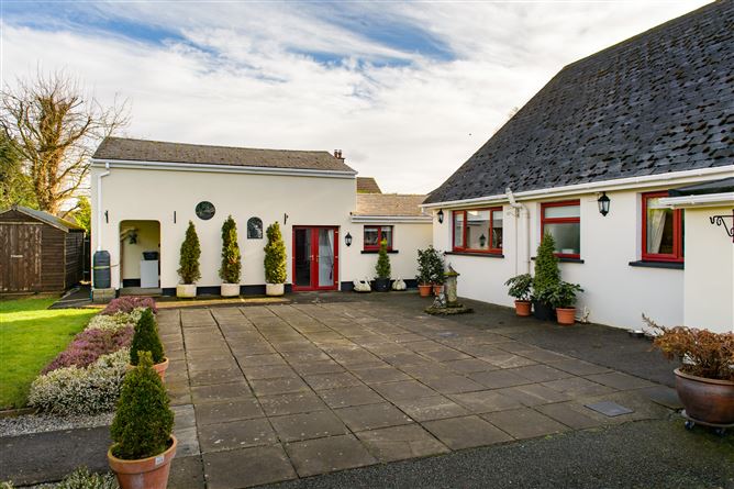"Dunkerron" Lea Road, Portarlington, Laois
