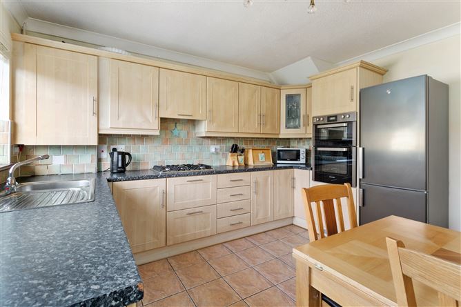 5 Lohunda Grove , Clonsilla, Dublin 15