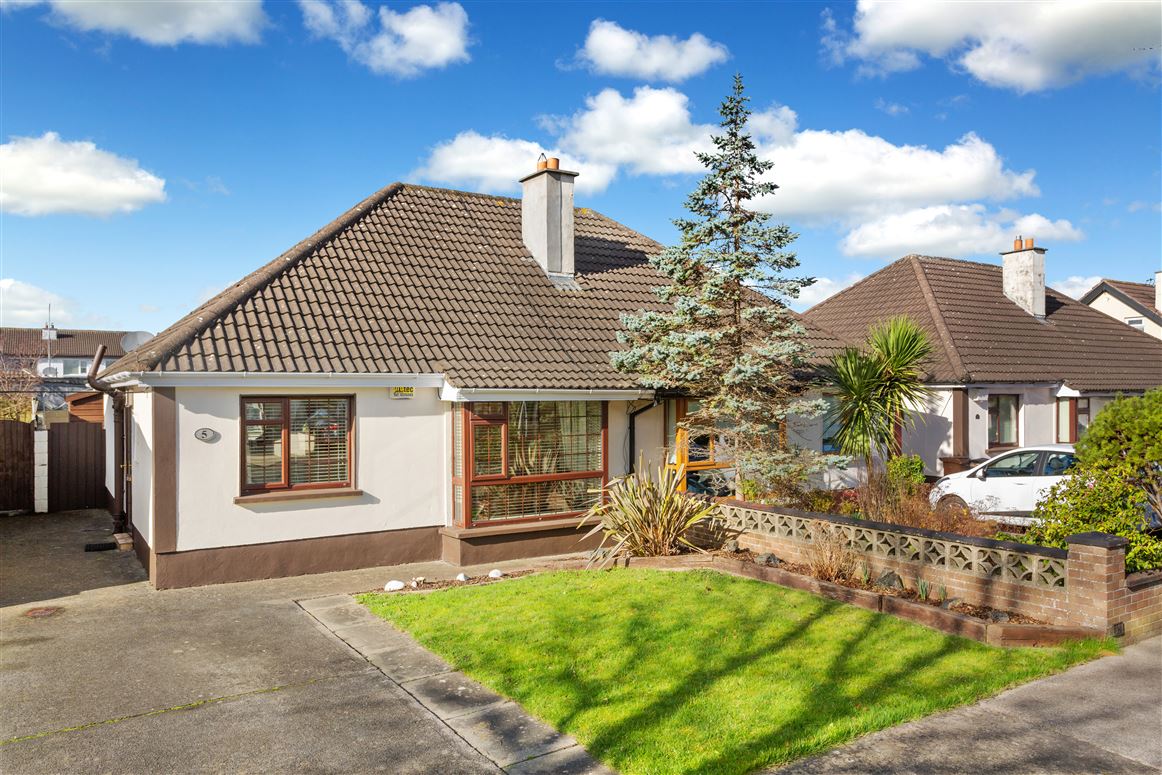 5 Lohunda Grove , Clonsilla, Dublin 15
