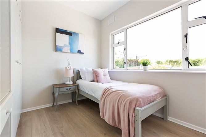 2 Meany Avenue, Coliemore Road, Dalkey, Co.Dublin
