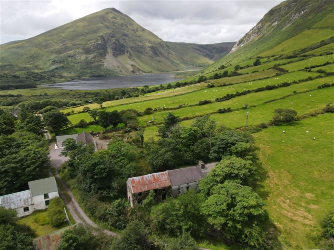 Dromavalla, Annascaul, Kerry