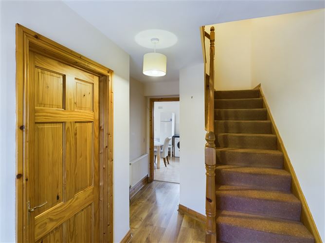 28 Crossneen Manor, Graiguecullen, Carlow RE/MAX Property Experts