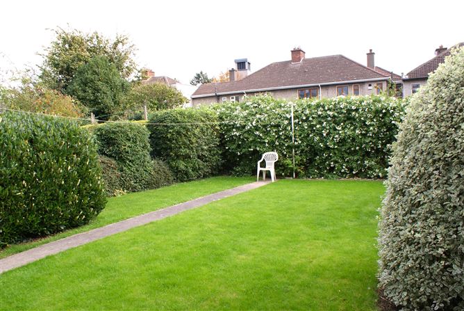16 Kincora Drive, Clontarf, Dublin 3