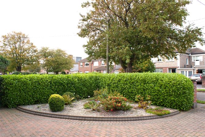 16 Kincora Drive, Clontarf, Dublin 3