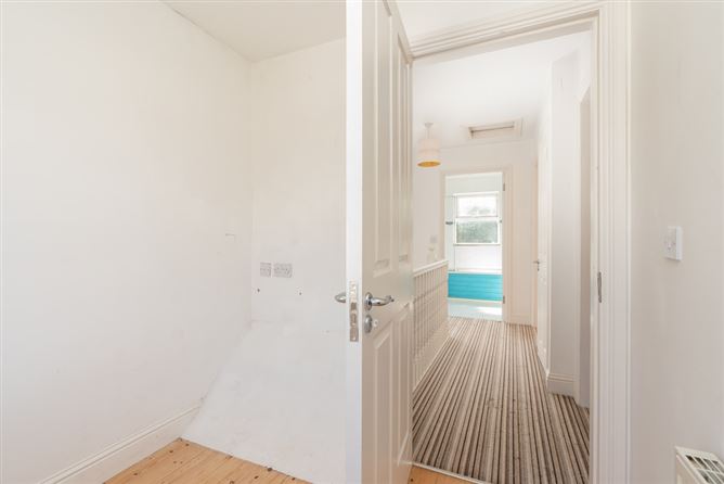 30 Riverside Rise, Rushbrooke Links, Cobh, Cork