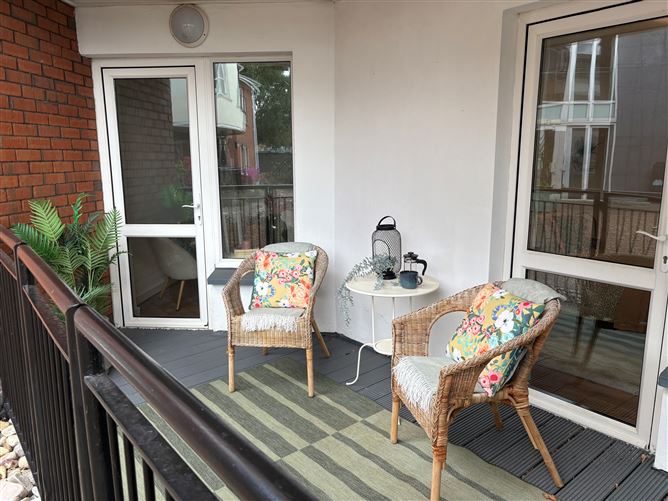 5 brookwood abbey , Artane, Dublin 5