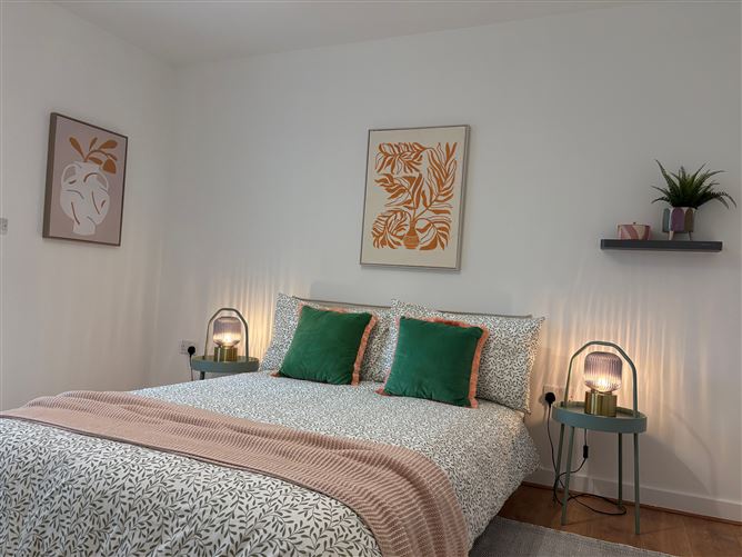 5 brookwood abbey , Artane, Dublin 5