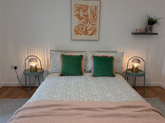 5 brookwood abbey , Artane, Dublin 5