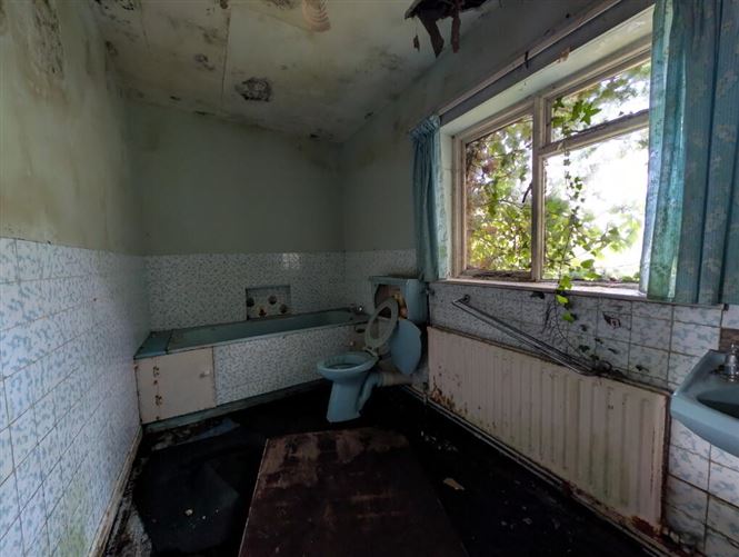 Bridge House, The High Road, Aclare, Sligo