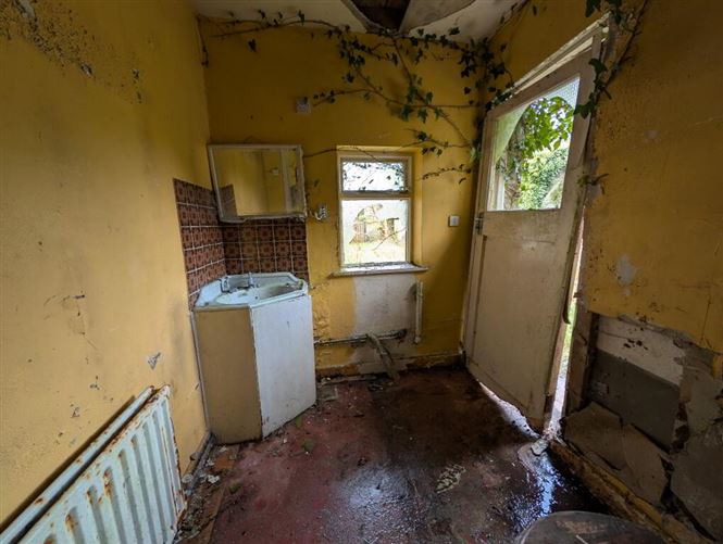 Bridge House, The High Road, Aclare, Sligo